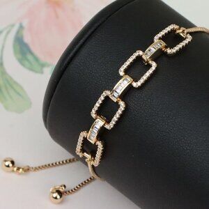 Elegant Rose Gold Adjustable Bracelet with Sparkling Crystal Links, XPAB0662